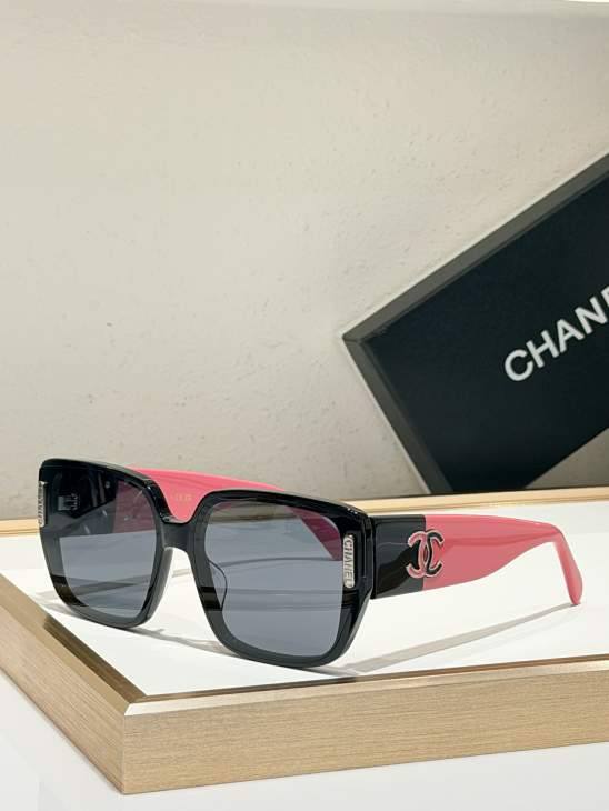 Picture of Chanel Sunglasses _SKUfw80236332fw